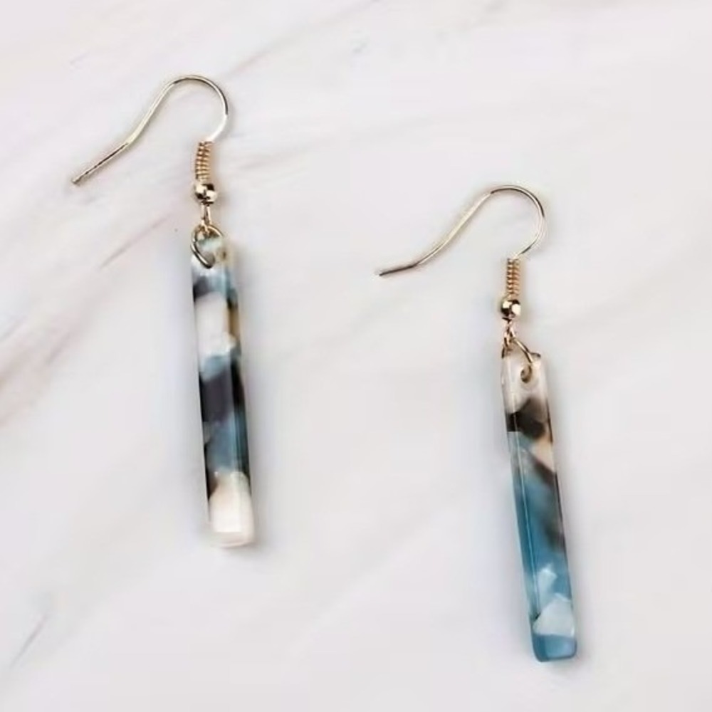Blue Tortoise Shell Resin Bar Drop Earrings Gold Tone Marbled Dangle Minimalist